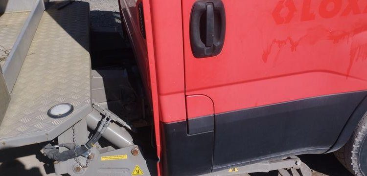 IVECO 35S12 AVEC NACELLE COMET ESK18/2/7,5HQ  EL-558-HZ