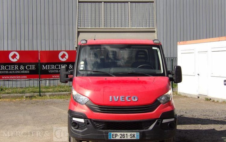 IVECO 35C12 BENNE SIMPLE CABINE COFFRE  EP-261-SK