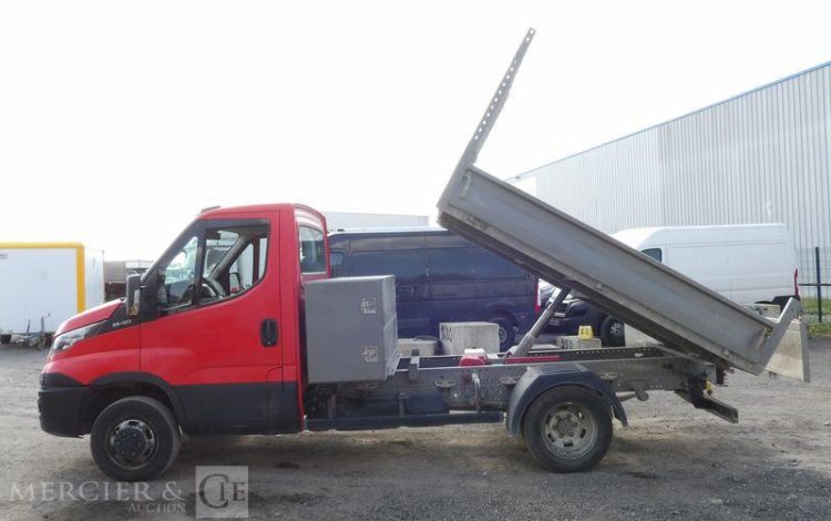 IVECO 35C12 BENNE SIMPLE CABINE COFFRE  EP-261-SK