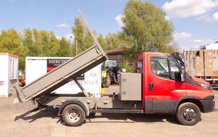 IVECO 35C12 BENNE SIMPLE CABINE COFFRE  EP-261-SK