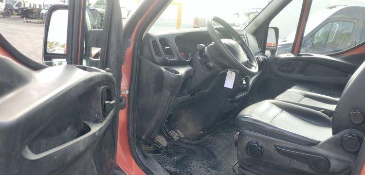 IVECO 35C12 BENNE SIMPLE CABINE COFFRE  EP-261-SK