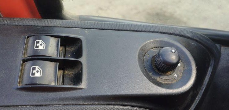 IVECO 35C12 BENNE SIMPLE CABINE COFFRE  EP-261-SK