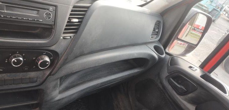 IVECO 35C12 BENNE SIMPLE CABINE COFFRE  EP-261-SK
