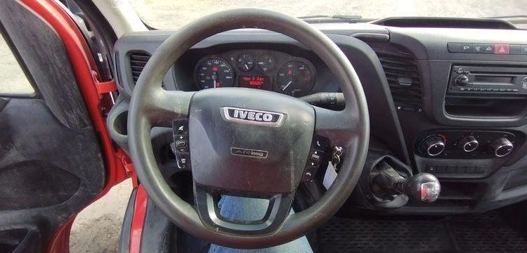 IVECO 35C12 BENNE SIMPLE CABINE COFFRE  EP-261-SK