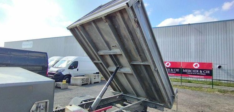 IVECO 35C12 BENNE SIMPLE CABINE COFFRE  EP-261-SK