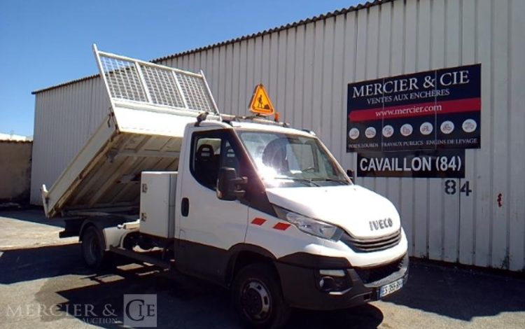 IVECO 35C12 BENNE SIMPLE CABINE COFFRE – NON ROULANT  ES-355-BH