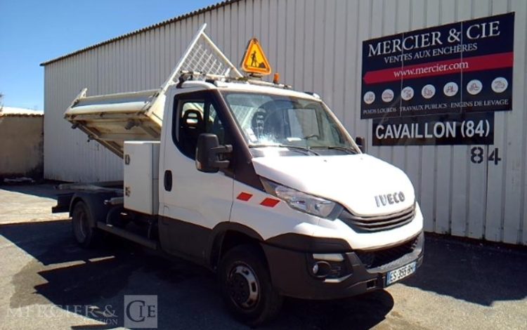 IVECO 35C12 BENNE SIMPLE CABINE COFFRE – NON ROULANT  ES-355-BH