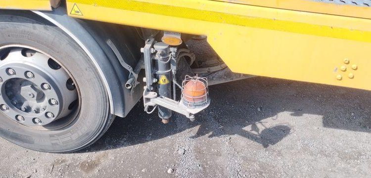 IVECO STRALIS 420 DEPANNEUSE AVEC TREUIL COME UP HV15 – DIESEL – 270759 KMS – ANNEE 20 JAUNE ES-531-RS