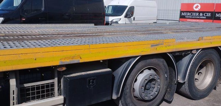 IVECO STRALIS 420 DEPANNEUSE AVEC TREUIL COME UP HV15 – DIESEL – 270759 KMS – ANNEE 20 JAUNE ES-531-RS