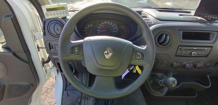 RENAULT MASTER L2H2 2,3DCI 130CH NACELLE KLUBB/K26 11,80 M – DIESEL – 201 H – 63361 KMS BLANC EZ-421-WJ