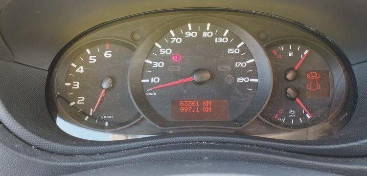 RENAULT MASTER L2H2 2,3DCI 130CH NACELLE KLUBB/K26 11,80 M – DIESEL – 201 H – 63361 KMS BLANC EZ-421-WJ