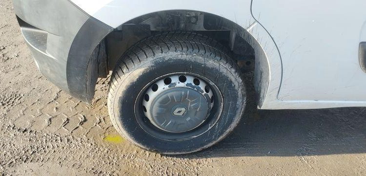 RENAULT MASTER L2H2 2,3DCI 130CH NACELLE KLUBB/K26 11,80 M – DIESEL – 201 H – 63361 KMS BLANC EZ-421-WJ