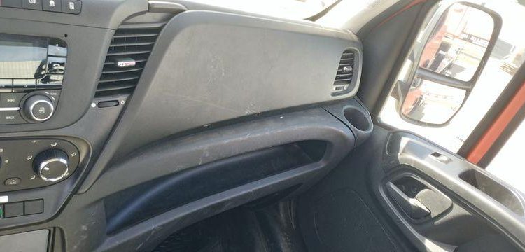 IVECO 35S12 AVEC NACELLE FRANCE ELE B17CTE 2/23 16M ROUGE FC-444-AV