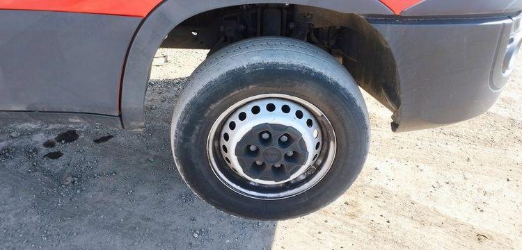IVECO 35S12 AVEC NACELLE FRANCE ELE B17CTE 2/23 16M ROUGE FC-444-AV