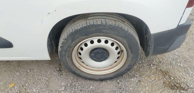 CITROEN BERLINGO UTILITAIRE M 1,6 BLUE HDI FAP S&S 99CV – DIESEL – 176814 KMS – ANNEE BLANC FH-341-WP