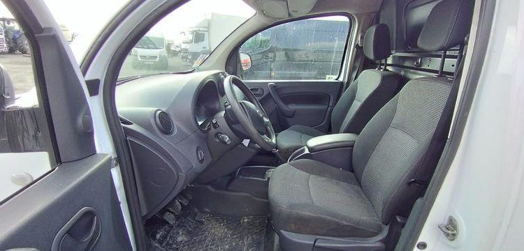 MERCEDES CITAN VU 109 1,5 CDI FOURGON MOYEN A1-1785 KG 95CV – DIESEL – 99000 KMS – BLANC FM-695-YS