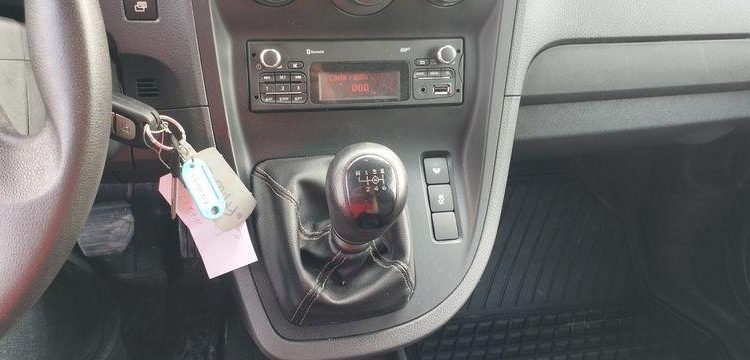 MERCEDES CITAN VU 109 1,5 CDI FOURGON MOYEN A1-1785 KG 95CV – DIESEL – 99000 KMS – BLANC FM-695-YS