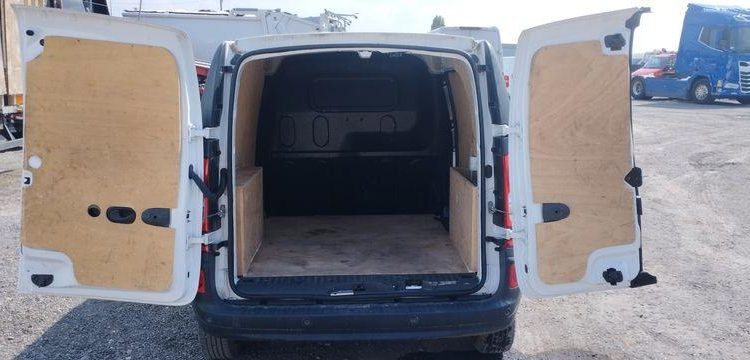 MERCEDES CITAN VU 109 1,5 CDI FOURGON MOYEN A1-1785 KG 95CV – DIESEL – 99000 KMS – BLANC FM-695-YS