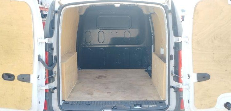 MERCEDES CITAN VU 109 1,5 CDI FOURGON MOYEN A1-1785 KG 95CV – DIESEL – 99000 KMS – BLANC FM-695-YS