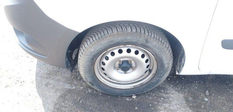 MERCEDES CITAN VU 109 1,5 CDI FOURGON MOYEN A1-1785 KG 95CV – DIESEL – 99000 KMS – BLANC FM-695-YS