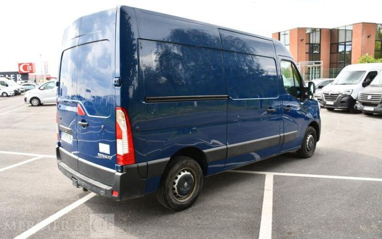 RENAULT MASTER FOURGON 2.3 BLUEDCI 135 35 L2H2 GRAND-CONFORT
 BLEU FS-675-EN