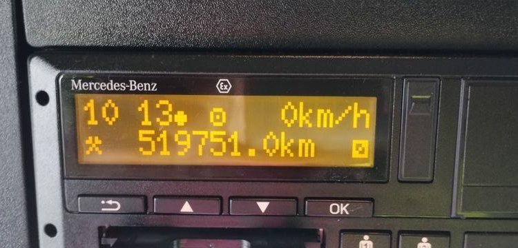 MERCEDES TRACTEUR ROUTIER ACTROS 1948 – PTAC 19 TONNES – DIESEL  – 519750 KMS – AN 2021 BLANC FW-618-YT