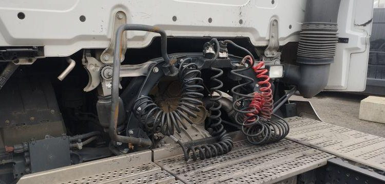 MERCEDES TRACTEUR ROUTIER ACTROS 1948 – PTAC 19 TONNES – DIESEL  – 519750 KMS – AN 2021 BLANC FW-618-YT