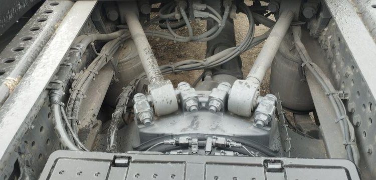 MERCEDES TRACTEUR ROUTIER ACTROS 1948 – PTAC 19 TONNES – DIESEL  – 519750 KMS – AN 2021 BLANC FW-618-YT