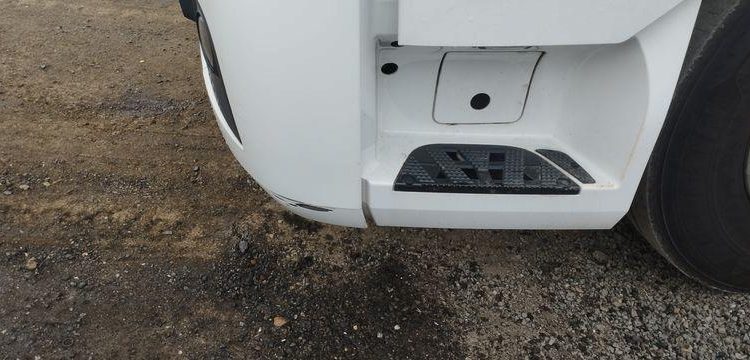 MERCEDES TRACTEUR ROUTIER ACTROS 1948 – PTAC 19 TONNES – DIESEL  – 519750 KMS – AN 2021 BLANC FW-618-YT