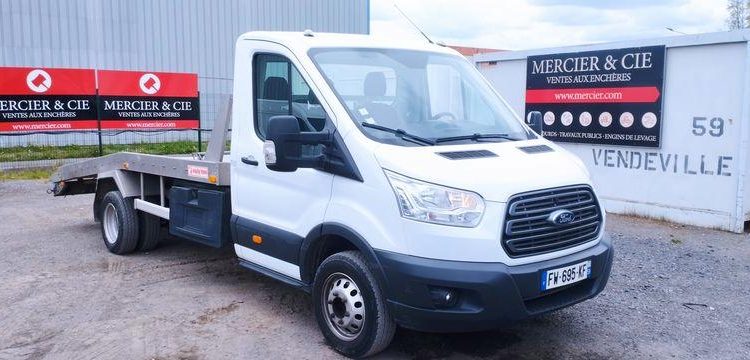 FORD TRANSIT DEPANNEUSE DIESEL – PTAC : 3,5 TONNES- 65551 KMS – ANNEE 2021 BLANC FW-695-KF