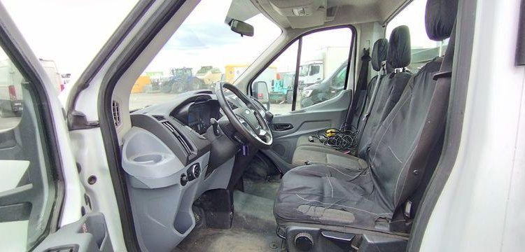 FORD TRANSIT DEPANNEUSE DIESEL – PTAC : 3,5 TONNES- 65551 KMS – ANNEE 2021 BLANC FW-695-KF