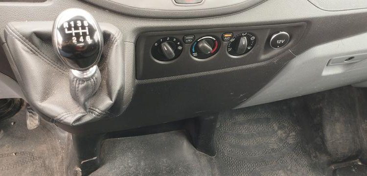 FORD TRANSIT DEPANNEUSE DIESEL – PTAC : 3,5 TONNES- 65551 KMS – ANNEE 2021 BLANC FW-695-KF