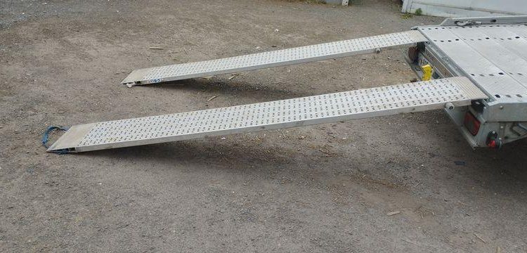 FORD TRANSIT DEPANNEUSE DIESEL – PTAC : 3,5 TONNES- 65551 KMS – ANNEE 2021 BLANC FW-695-KF