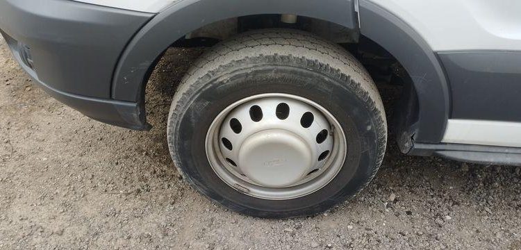 FORD TRANSIT DEPANNEUSE DIESEL – PTAC : 3,5 TONNES- 65551 KMS – ANNEE 2021 BLANC FW-695-KF