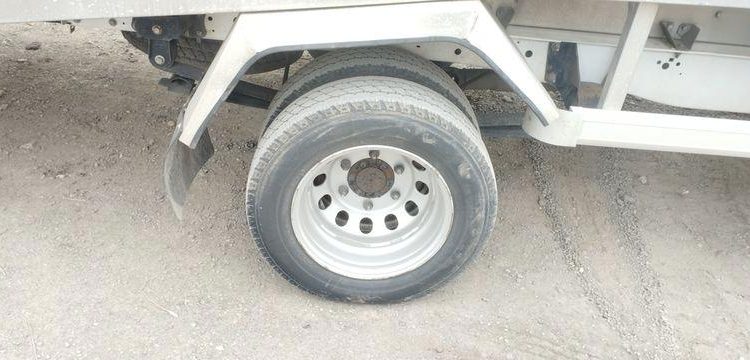 FORD TRANSIT DEPANNEUSE DIESEL – PTAC : 3,5 TONNES- 65551 KMS – ANNEE 2021 BLANC FW-695-KF