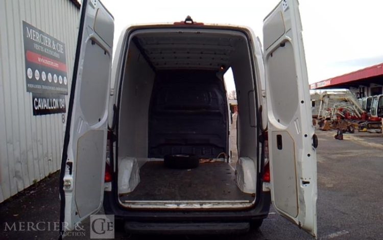 MERCEDES SPRINTER 214 CDI 142CH 39 3T PRO TRACTION BVA BLANC FZ-548-LB