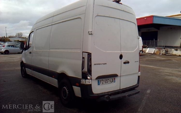 MERCEDES SPRINTER 214 CDI FG 39 3T PRO TRACTION BLANC FZ-557-LB