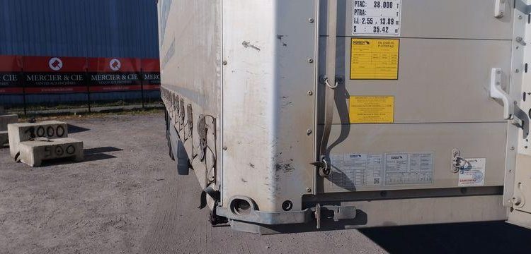 SCHMITZ SEMI REMORQUE BACHEE SCB S3T AVEC HAYON – 3 ESSIUEUX – PTAC 38 TONNES – AN 2021  FZ-756-BZ