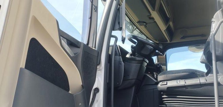 MERCEDES ACTROS 1848 GIGA SPACE STYLINE – DIESEL – 377410 KMS – ANNEE 2021 BLANC GB-874-SC