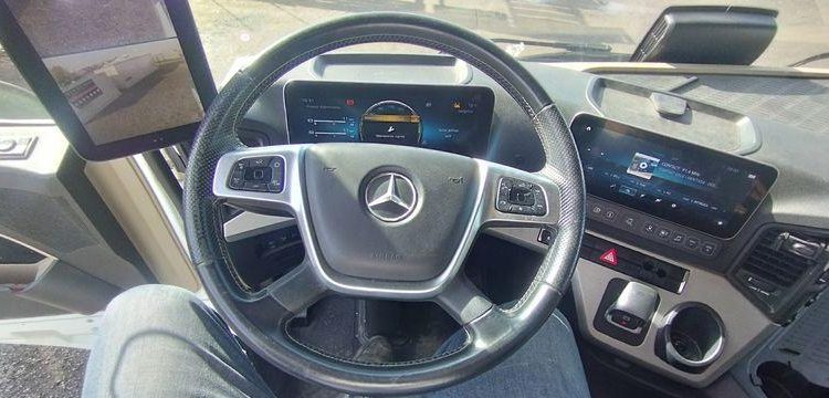 MERCEDES ACTROS 1848 GIGA SPACE STYLINE – DIESEL – 377410 KMS – ANNEE 2021 BLANC GB-874-SC