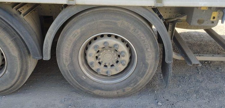 SCHMITZ SEMI REMORQUE SCB S3T06 PLSC 3 ESSIEUX – PTAC 38 TONNES – ANNEE  GF-278-VL