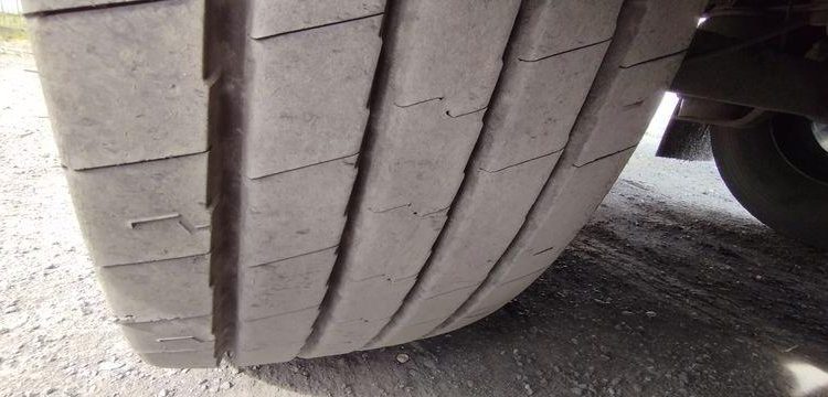 SCHMITZ SEMI REMORQUE BACHEE SCB S3T – 3 ESSIEUX – PTAC 28 TONNES – ANNEE 2022  GF-419-VL