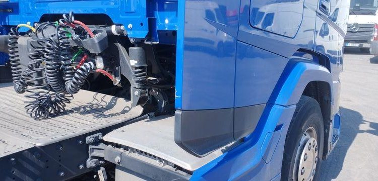 DAF TRACTEUR XG 480 FT – PTRA – 44 TONNES – DIESEL – 154788 KMS – ANNEE 2023 BLEU GS-597-BH