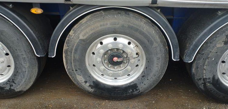 FRUEHAUF SEMI REMORQUE BACHEE MAXISPEED CLASSIC 150 – 3 ESSIEUS – PTAC 38 TONNES  GS-995-BS