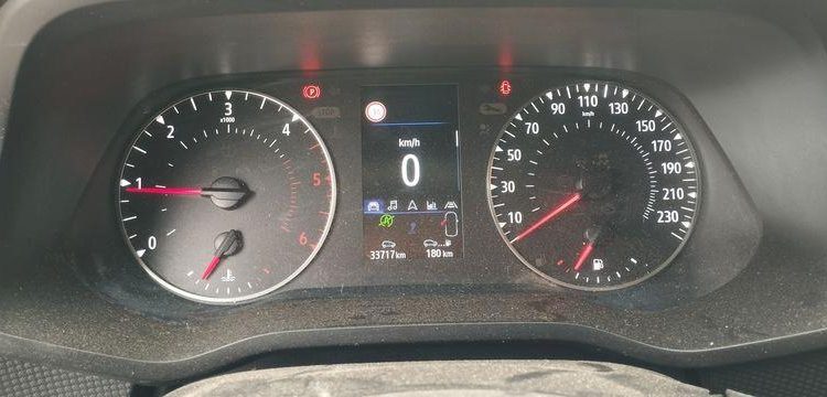 RENAULT TRAFIC 3 FOURGON PHASE 3 L1H1 2T8 2.0 DCI 16V 130CV – DIESEL – 33717 KMS GRIS GT-495-TB