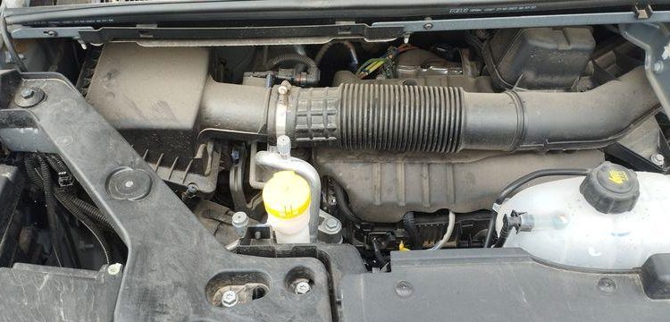 RENAULT TRAFIC 3 FOURGON PHASE 3 L1H1 2T8 2.0 DCI 16V 130CV – DIESEL – 33717 KMS GRIS GT-495-TB