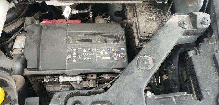 RENAULT TRAFIC 3 FOURGON PHASE 3 L1H1 2T8 2.0 DCI 16V 130CV – DIESEL – 33717 KMS GRIS GT-495-TB
