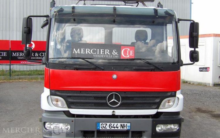 MERCEDES ATEGO PORTE VOITURE AVEC PANIER – DIESEL – PTAC : 12,34 TONNES – 380087 KMS BLANC GZ-644-NH