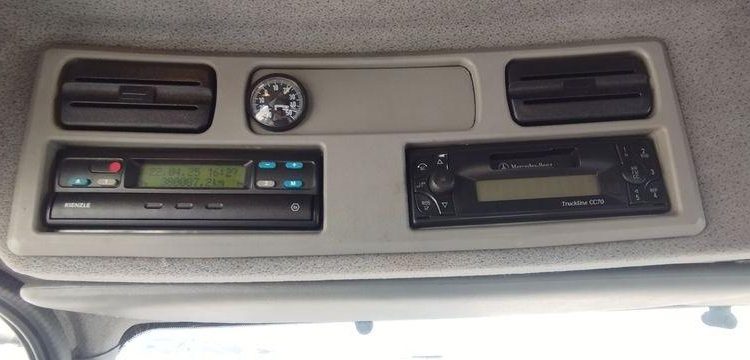 MERCEDES ATEGO PORTE VOITURE AVEC PANIER – DIESEL – PTAC : 12,34 TONNES – 380087 KMS BLANC GZ-644-NH