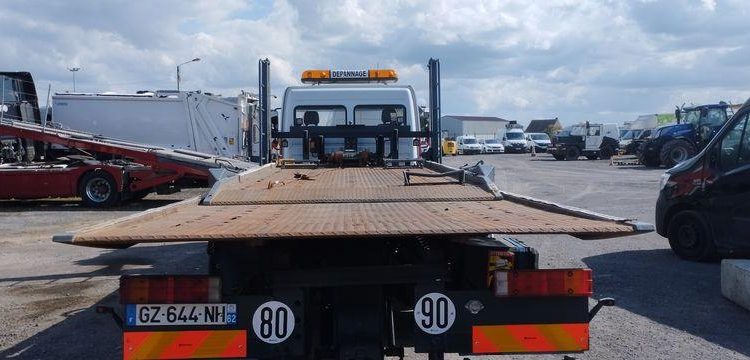 MERCEDES ATEGO PORTE VOITURE AVEC PANIER – DIESEL – PTAC : 12,34 TONNES – 380087 KMS BLANC GZ-644-NH